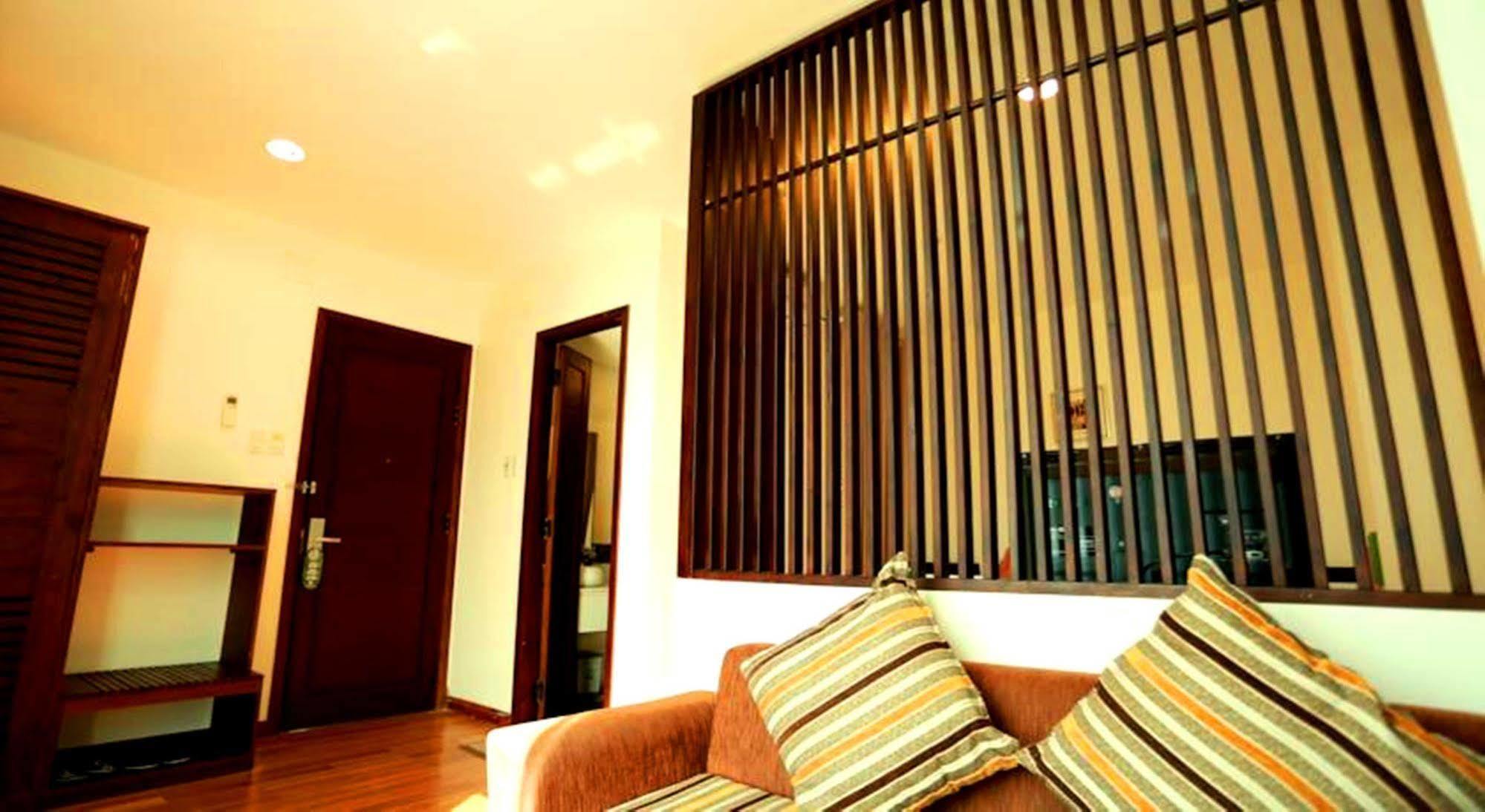 Tarasa Hotel Da Nang Exterior photo